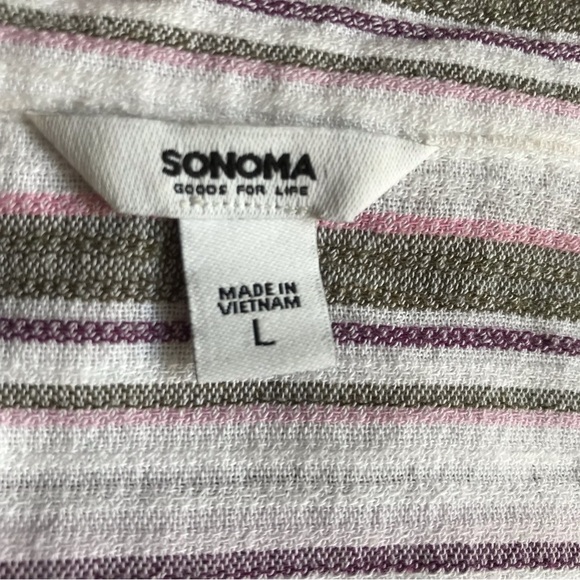 SONOMA short sleeve button down shirt top. Size large. - Picture 8 of 8